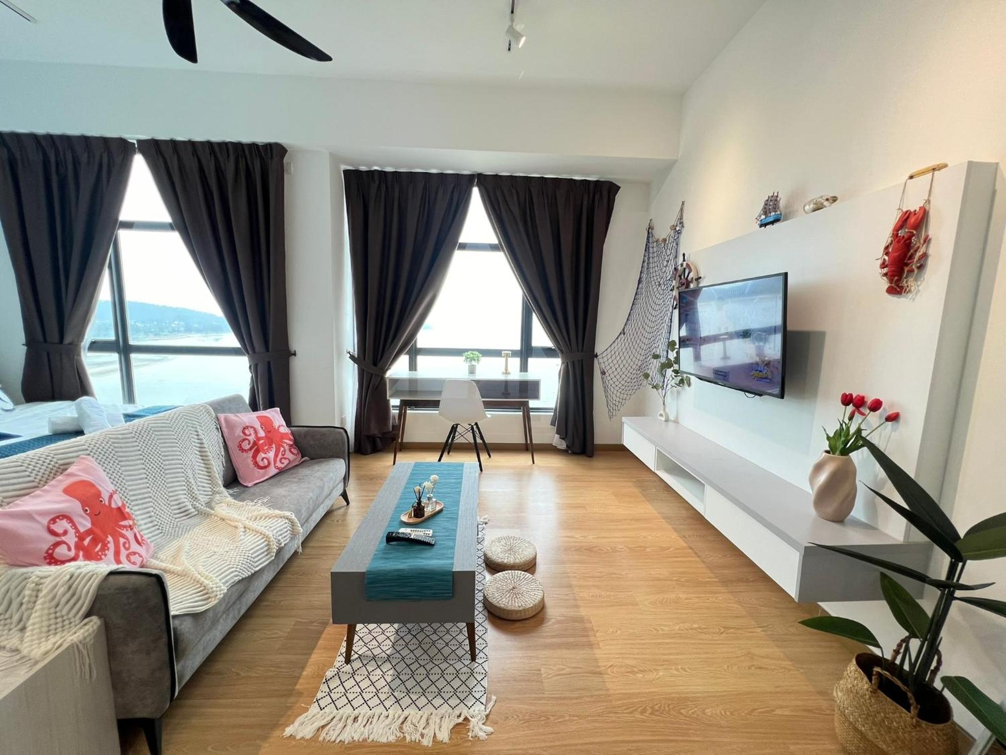 Oceanbay Seaview 6pax Netflix A-19-13