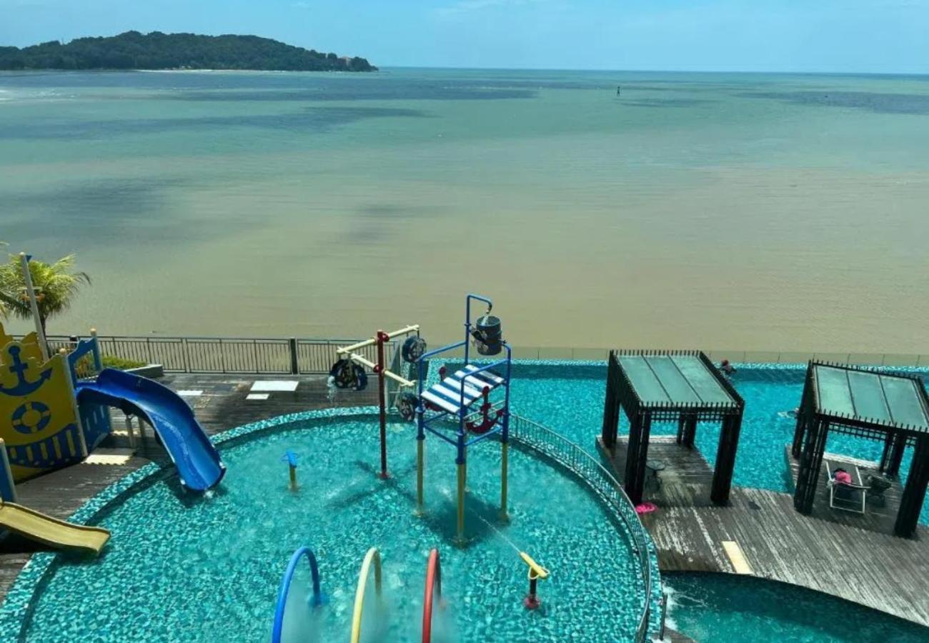 Apartment Oceanbay Seaview 6pax Netflix A-19-13 Kuantan